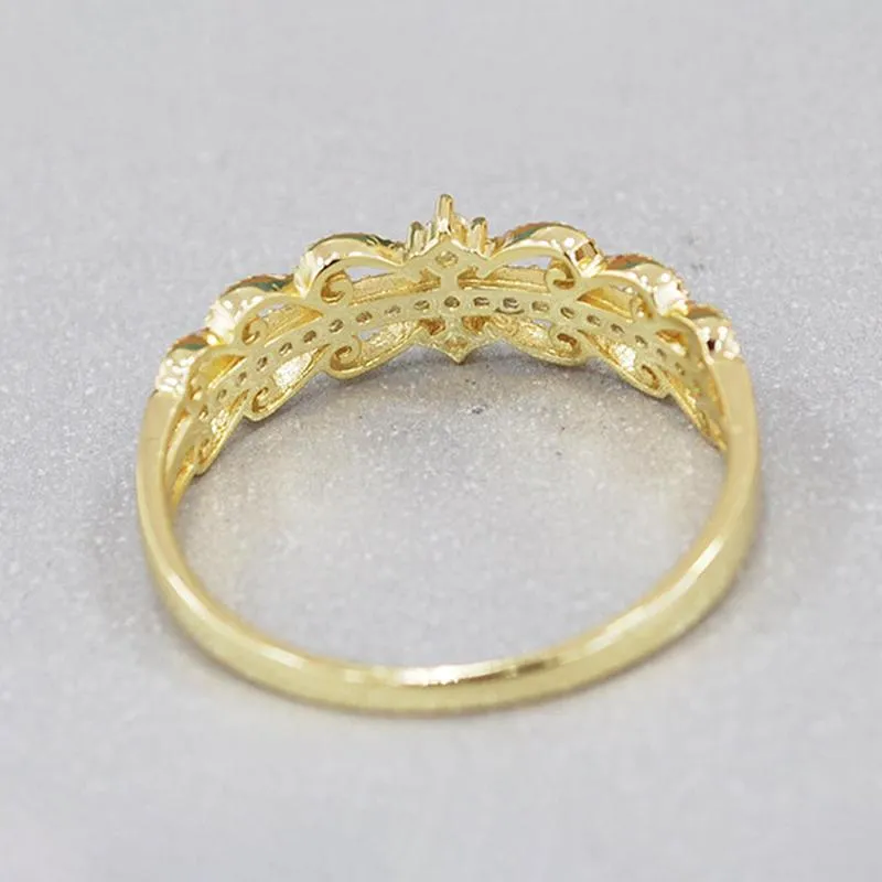 Symmetrical Lace Yellow Gold Ring